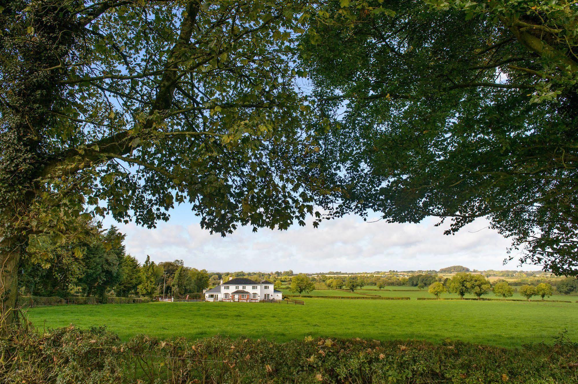 Ballindrum Farm B&B アシー エクステリア 写真